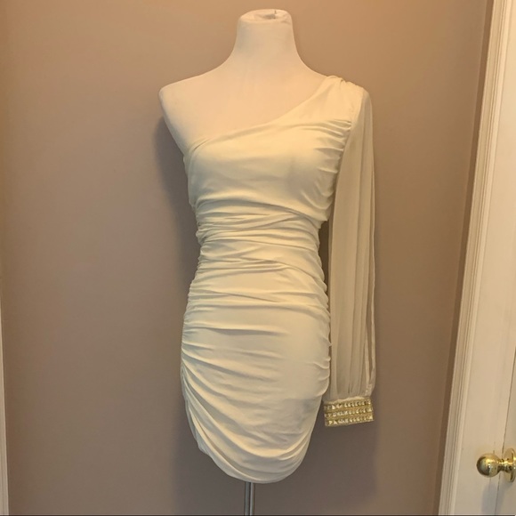 City Triangles Dresses & Skirts - City Triangle White one sleeve party dress